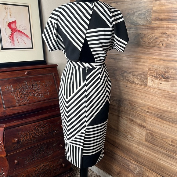 ASOS | Geometric Striped Tailored Dress | Size 4 - Picture 3 of 15